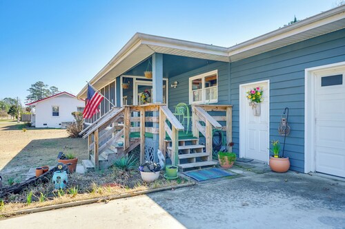 Surf City Coastal Escape w/ Fire Pit