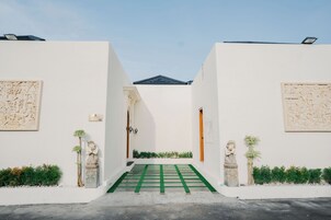 Fachada de la propiedad
