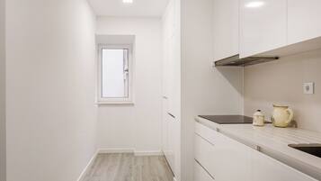 City appartement, 2 slaapkamers, niet-roken | Privékeuken | Een espressoapparaat, een waterkoker, een broodrooster