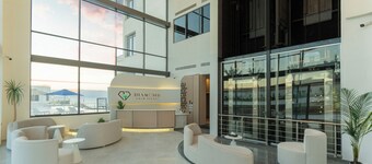 Diamond Palm Hotel & Resort