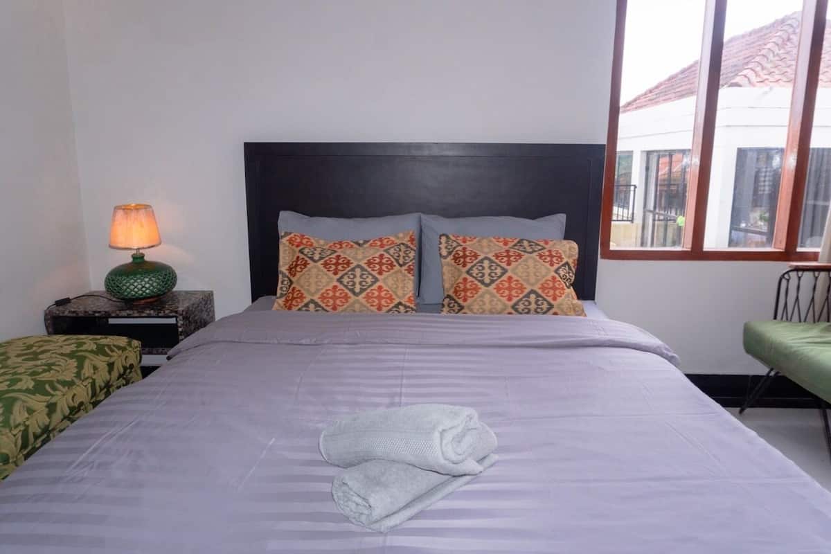 3 habitaciones, escritorio y wifi gratis