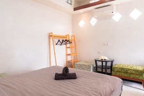 Desk, free WiFi - Aurora Holiday House Kintamani (Kintamani)