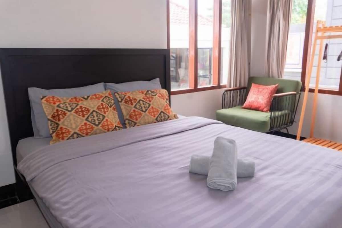 3 bedrooms, desk, free WiFi