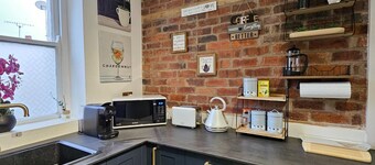 Llangollen Retreat with Stunning Views of the Castle