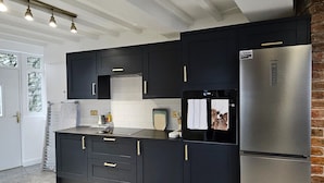 Private kitchen - Llangollen Retreat with Stunning Views of the Castle (Llangollen)