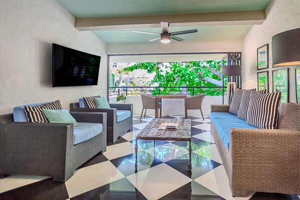 TV - Remodeled Penthouse in Romantic Zone 2BD Condo for rent in Old Town, Puerto vall (Puerto Vallarta)