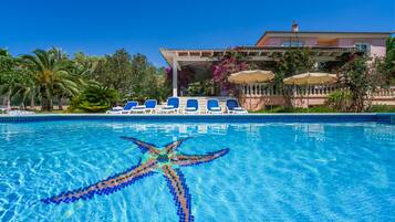 House | Pool | Outdoor pool