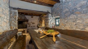 Dining - Villa Hidden world with pool by Villas Guide (Sveti Anton)