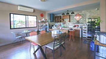 Kahvin-/teenkeitin, vedenkeitin