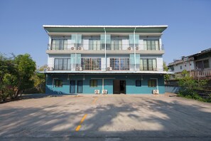 Exterior - V Tharm Hotel (Udon Thani)