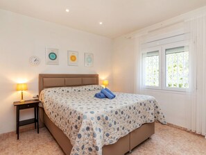 3 chambres, fer et planche à repasser, Wi-Fi