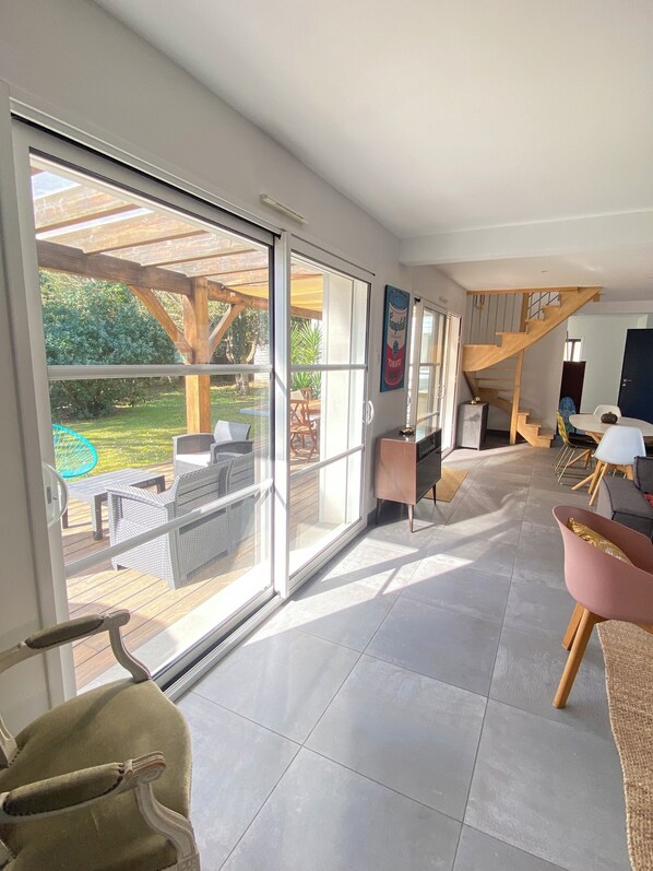 Living area - BriseMarine Cosy house, Dune and forest 50m away (Labenne)