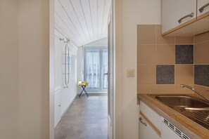 Interior - Studio 'Rohrhardsberg, 58qm' with Balcony and Wi-Fi (Schönwald im Schwarzwald)