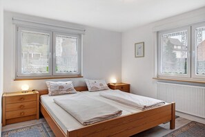 2 bedrooms, free WiFi, bed sheets