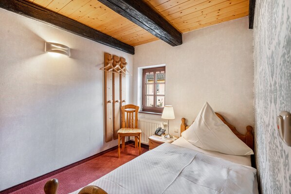 1 chambre, Wi-Fi gratuit, draps fournis