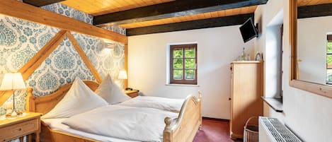 1 quarto, Wi-Fi de cortesia, roupa de cama