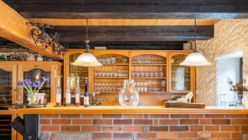 Bar (in der Unterkunft)