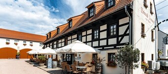 Room 'Im Weinrestaurant 5' with Shared Garden and Wi-Fi