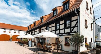 Zimmer 'Im Weinrestaurant 5' mit gemeinsamem Garten und Wi-Fi