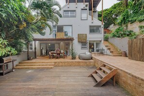 Outdoor dining - 2 BDR Forest Hideaway, Pool & Braai (Dolphin Coast)