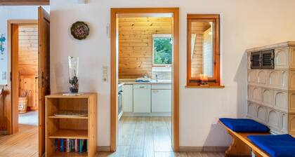 Apartment 'Fuchsbau' mit Bergblick, privater Terrasse und WLAN