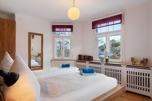 2 chambres, fer et planche à repasser, accès au Wi-Fi (inclus)