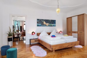 1 chambre, fer et planche à repasser, Wi-Fi gratuit, draps fournis