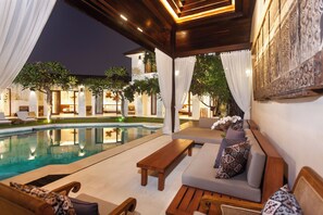 حمّام سباحة خارجي