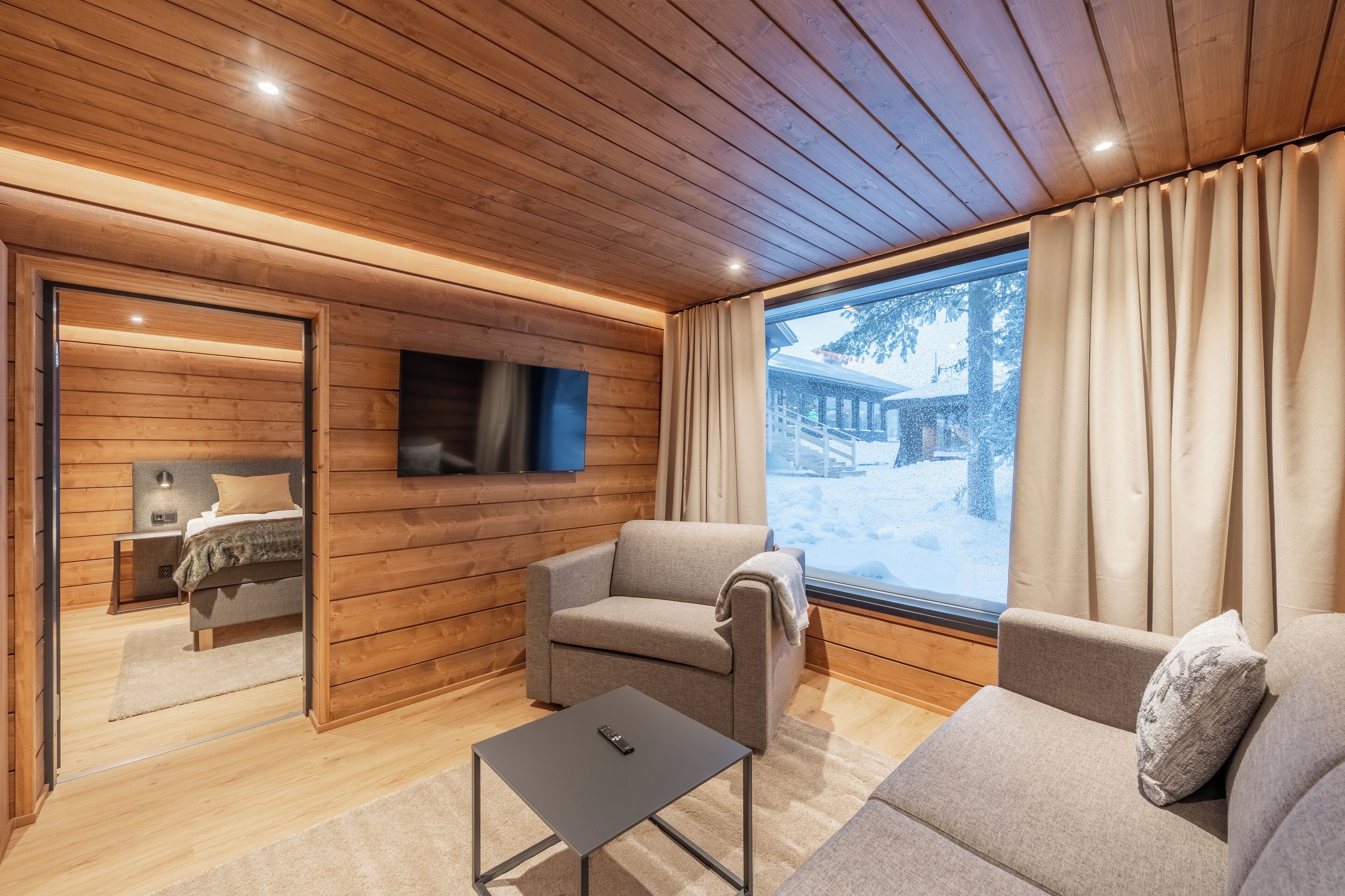 スーペリア 4 人部屋 | リビング エリア