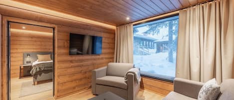 Superior vierpersoonskamer | Woonruimte