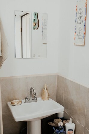 Hair dryer, towels