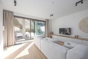 Smart TV - Newly built studio on 1st floor with terrace (Middelkerke)