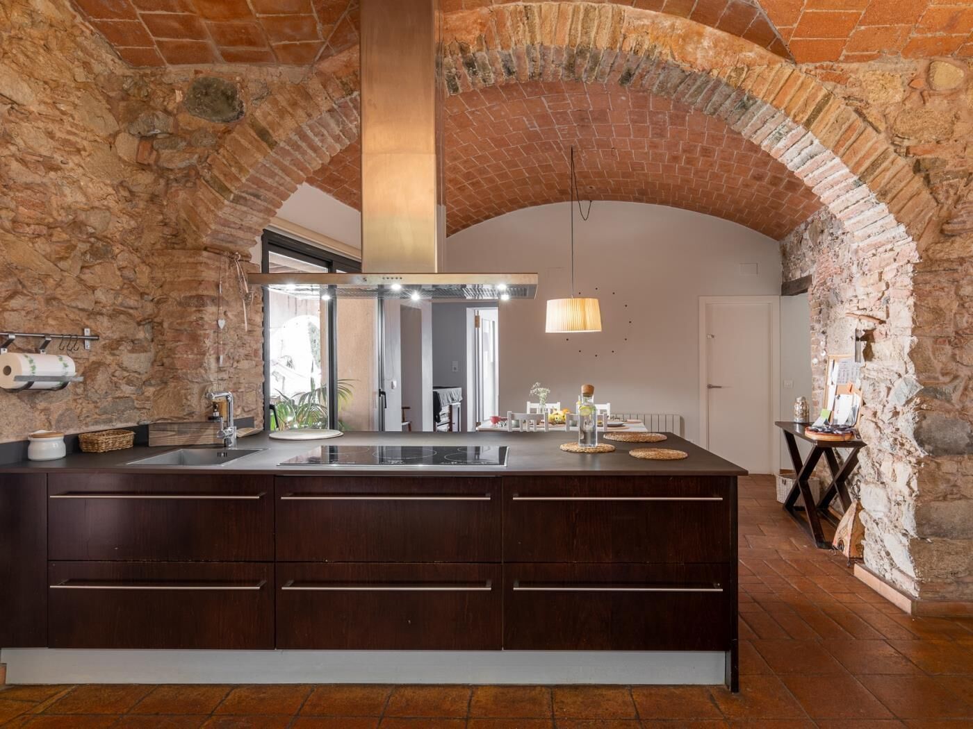 Réfrigérateur, micro-ondes, four, lave-vaisselle