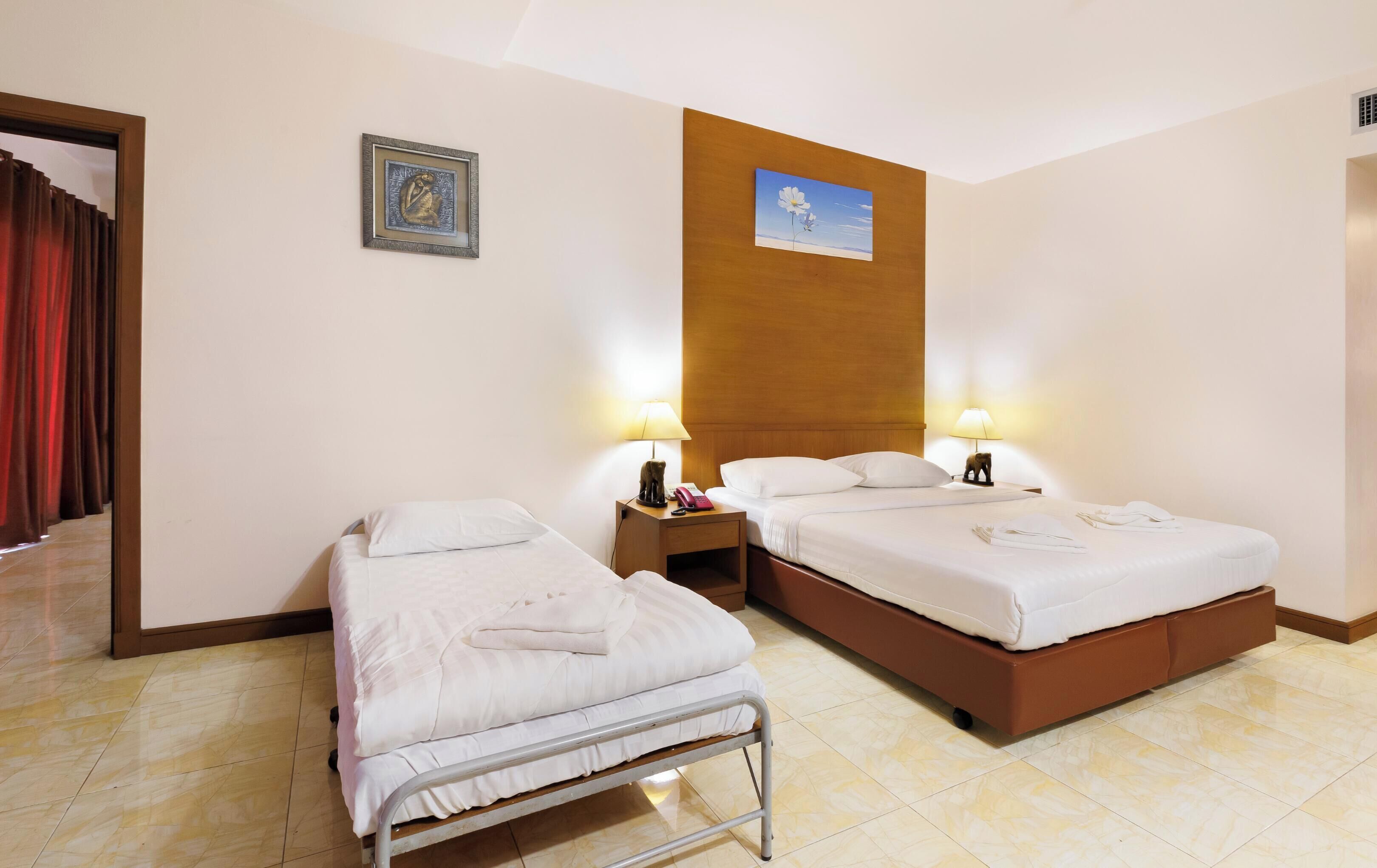Deluxe King Room