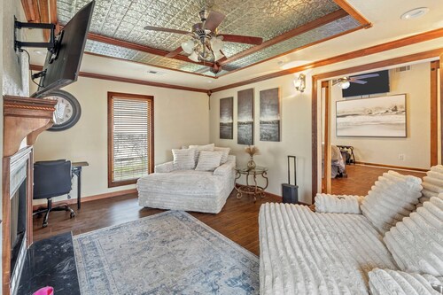 Charming Charpentier Chalet