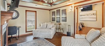 Charming Charpentier Chalet