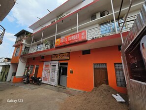 Exterior - Hotel Sunset Orchha (Orchha)