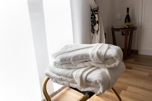 Miscellaneous - Barcaccia Luxury Suites: King Room 1 (Roma)