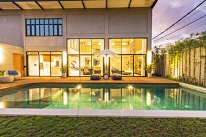 Piscine extérieure
