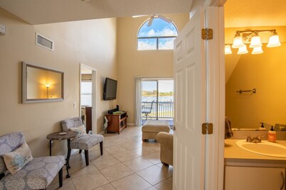 Crystal River Waterfront, Pool, Tennis,Pvt.Boat Slip, Sleeps6, DogOk