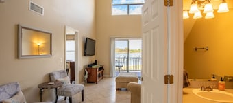 Crystal River Waterfront,Pool,Tennis,Pvt.Boat Slip, Sleeps6, DogOk