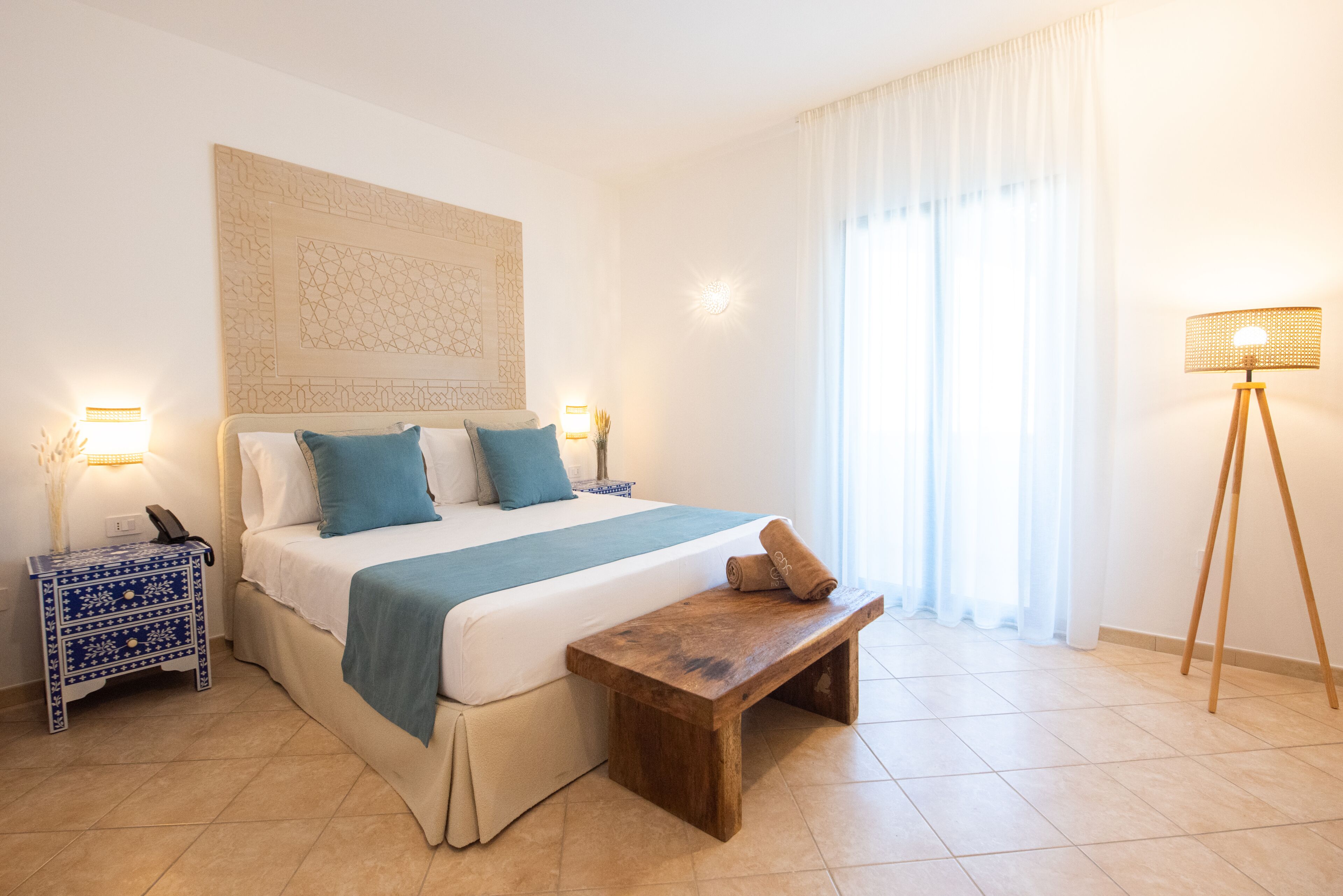 In-room safe, desk, laptop workspace, WiFi (free)