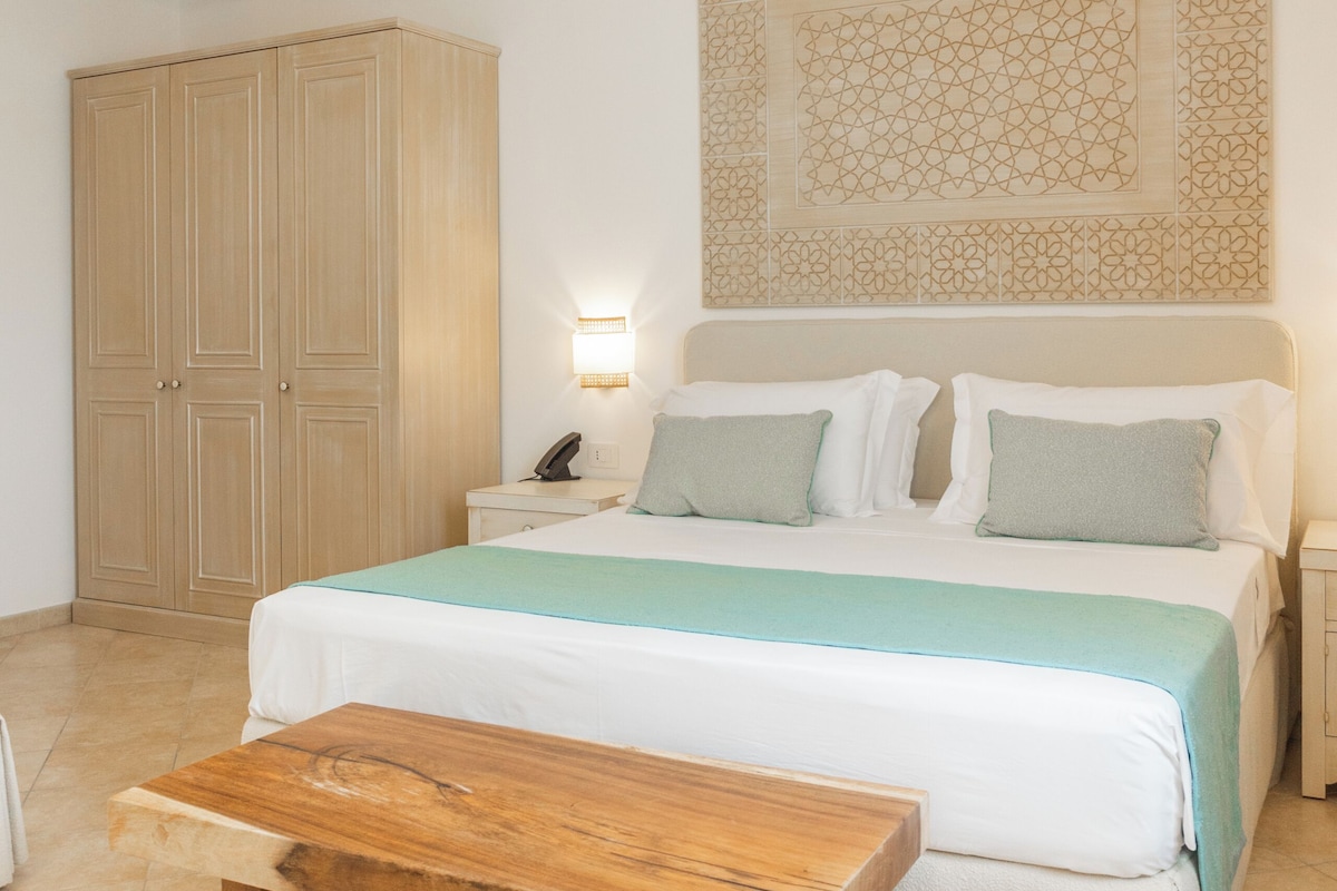 Chambre Double Confort | Coffres-forts dans les chambres, bureau