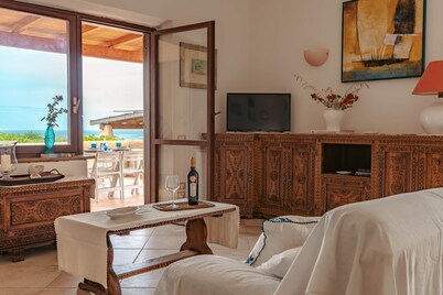 3-bedroom house in fantastic Stintino facing La Pelosa beach with AC