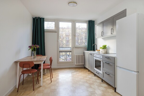 Electric kettle - ShortStayPoland Waliców B171 (Warsaw)