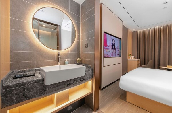 Economy Double Room | Premium bedding, pillowtop beds, free WiFi - ARTING HOTEL (Shenzhen)