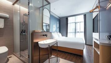Economy tweepersoonskamer | Luxe beddengoed, pillowtop-bedden, gratis wifi