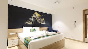 Standard Double Room, City View | Desk, laptop workspace, soundproofing, iron/ironing board