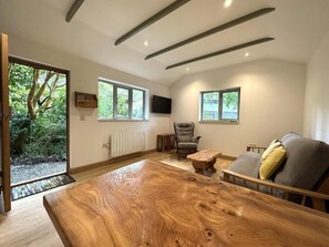 华丽木屋, 1 间卧室, 花园景观 | 记忆海绵床垫、隔音、免费 WiFi、床单