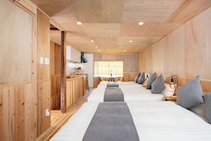 Casa superior | 2 habitaciones, cortinas blackout y tabla de planchar con plancha 